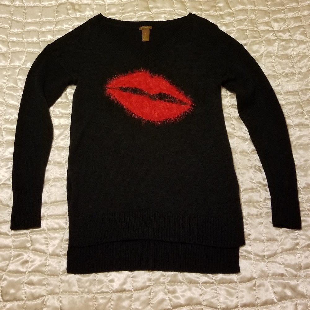 NWOT hot lips sweater